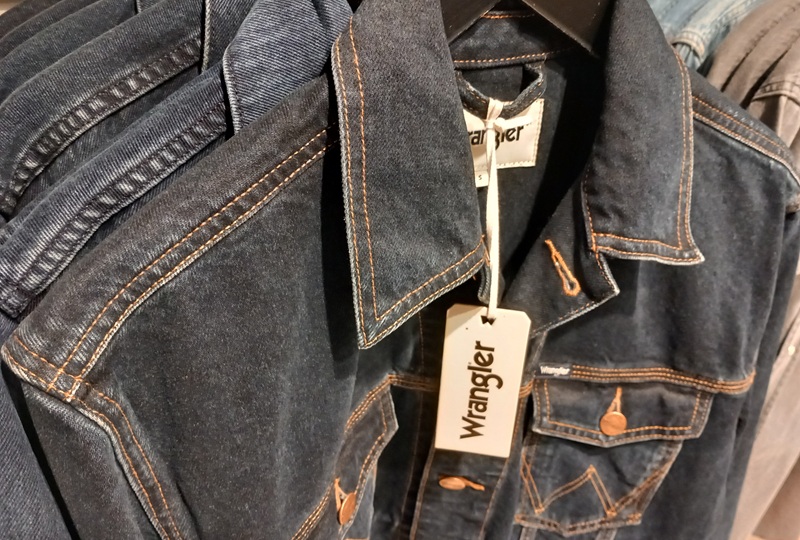 Wrangler jeansjakke denim-jakke køb den på Vesterbro hos West House
